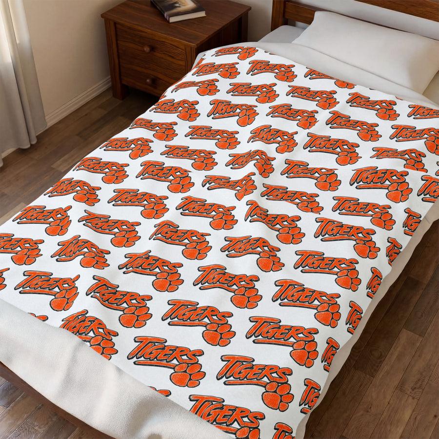 Tigers Team Logo Cozy Throw